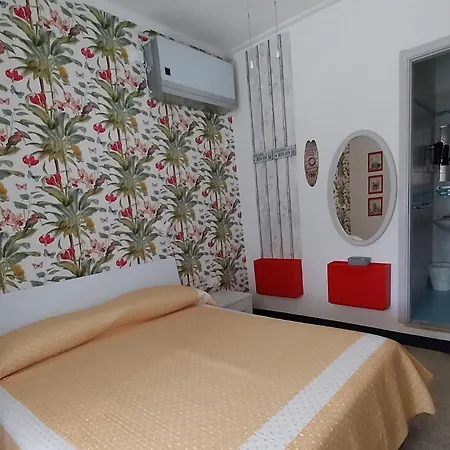 Villa La Lanterna Pietra Ligure Room photo