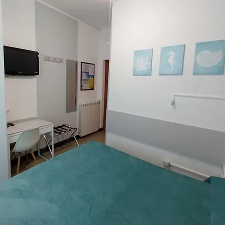 Villa La Lanterna Pietra Ligure Room photo