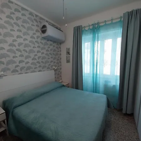 Villa La Lanterna Pietra Ligure Room photo