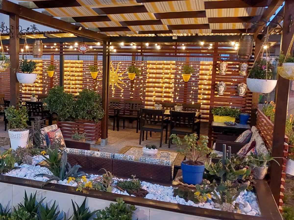 Hotel La Lanterna Pietra Ligure