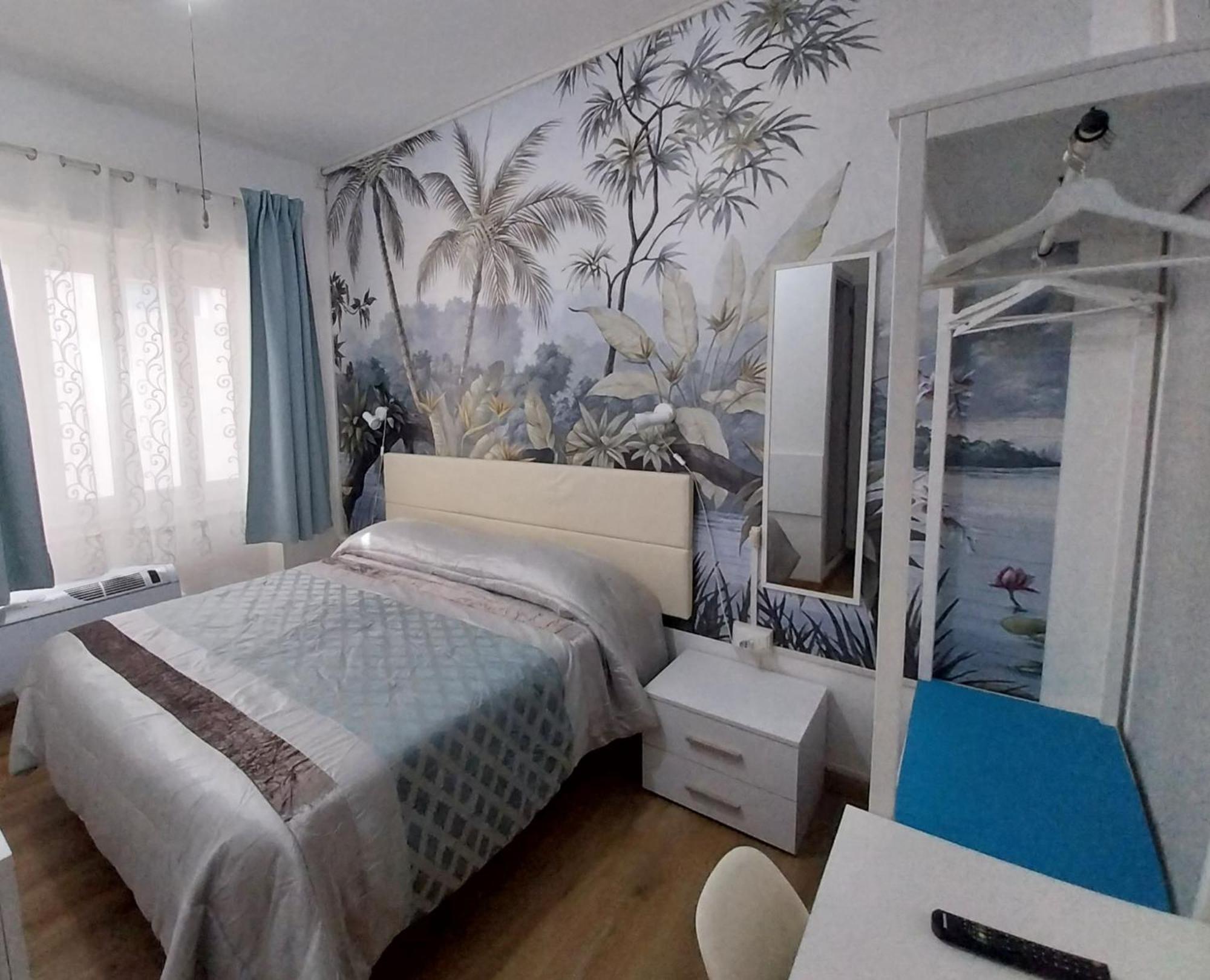 Hotel La Lanterna 2*